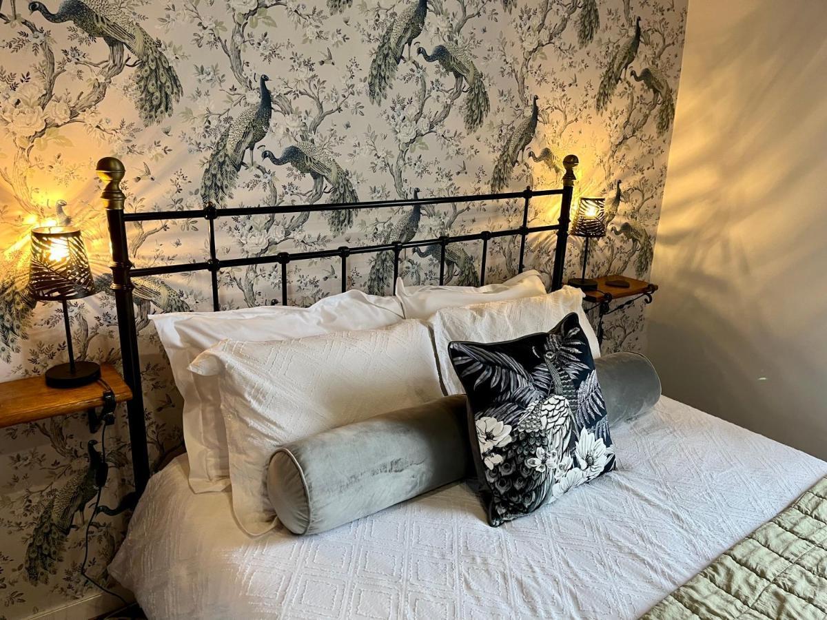 La Crepelliere Bed & Breakfast Villedieu-les-Poeles-Rouffigny Exterior photo